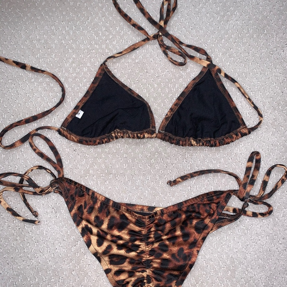 Leopard bikini - Picture 3 of 3